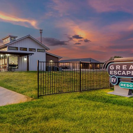 Great Escapes Rv Resort Bryan College Station 外观 照片