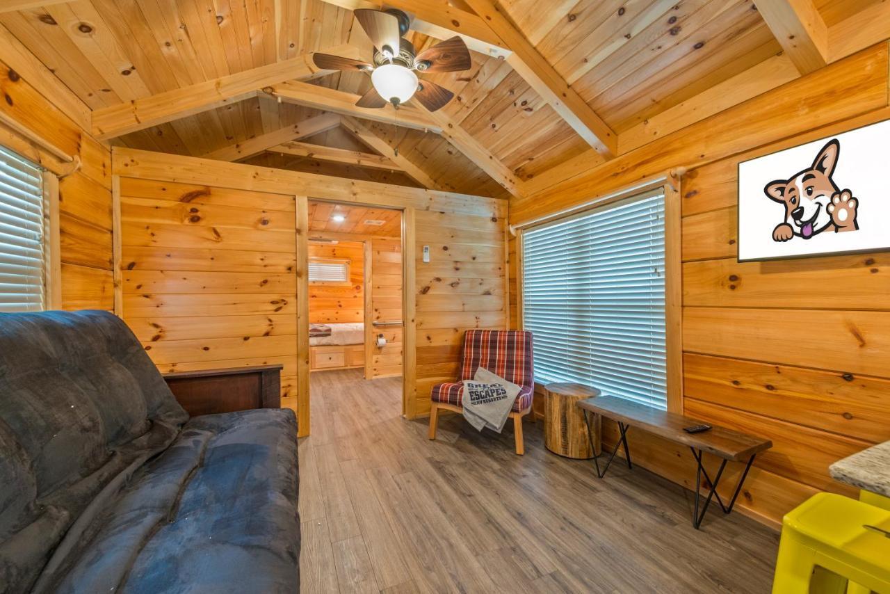 Great Escapes Rv Resort Bryan College Station 外观 照片