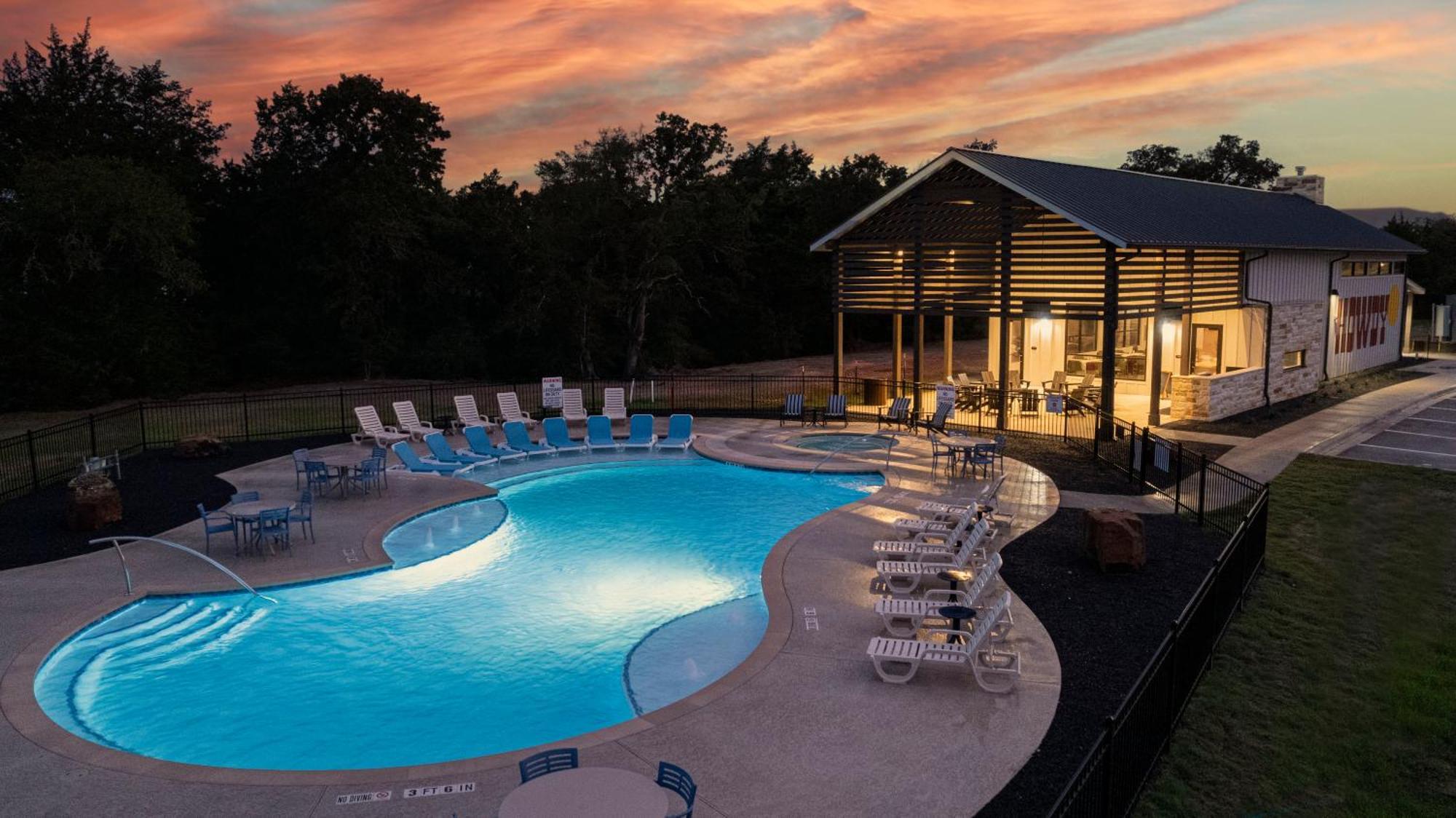 Great Escapes Rv Resort Bryan College Station 外观 照片
