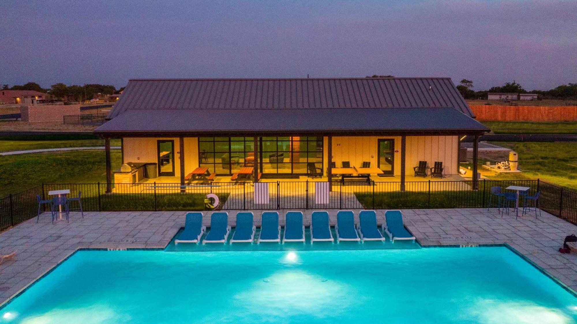 Great Escapes Rv Resort Bryan College Station 外观 照片